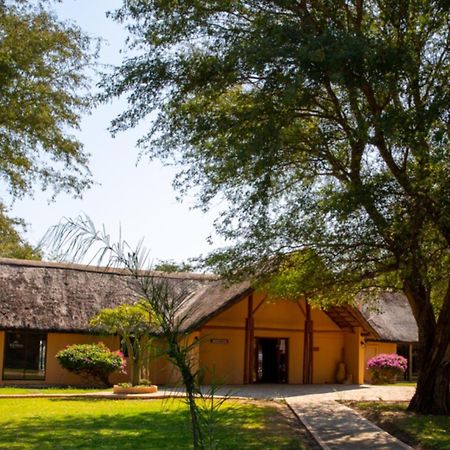 Kayova River Lodge Ndiyona Esterno foto