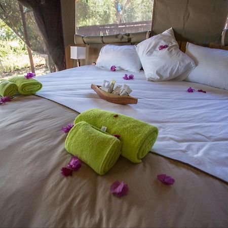 Kayova River Lodge Ndiyona Esterno foto