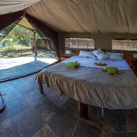 Kayova River Lodge Ndiyona Esterno foto
