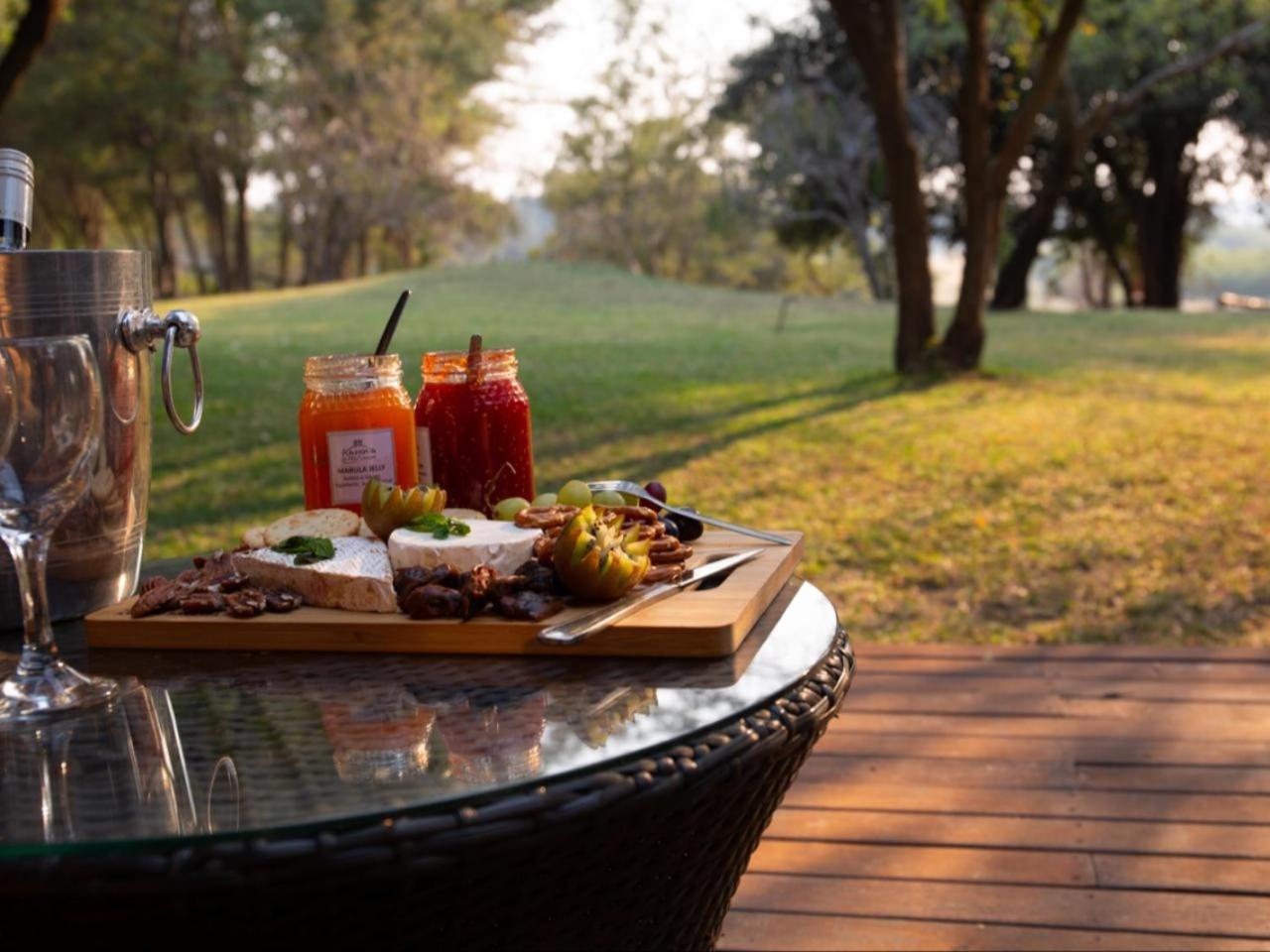 Kayova River Lodge Ndiyona Esterno foto