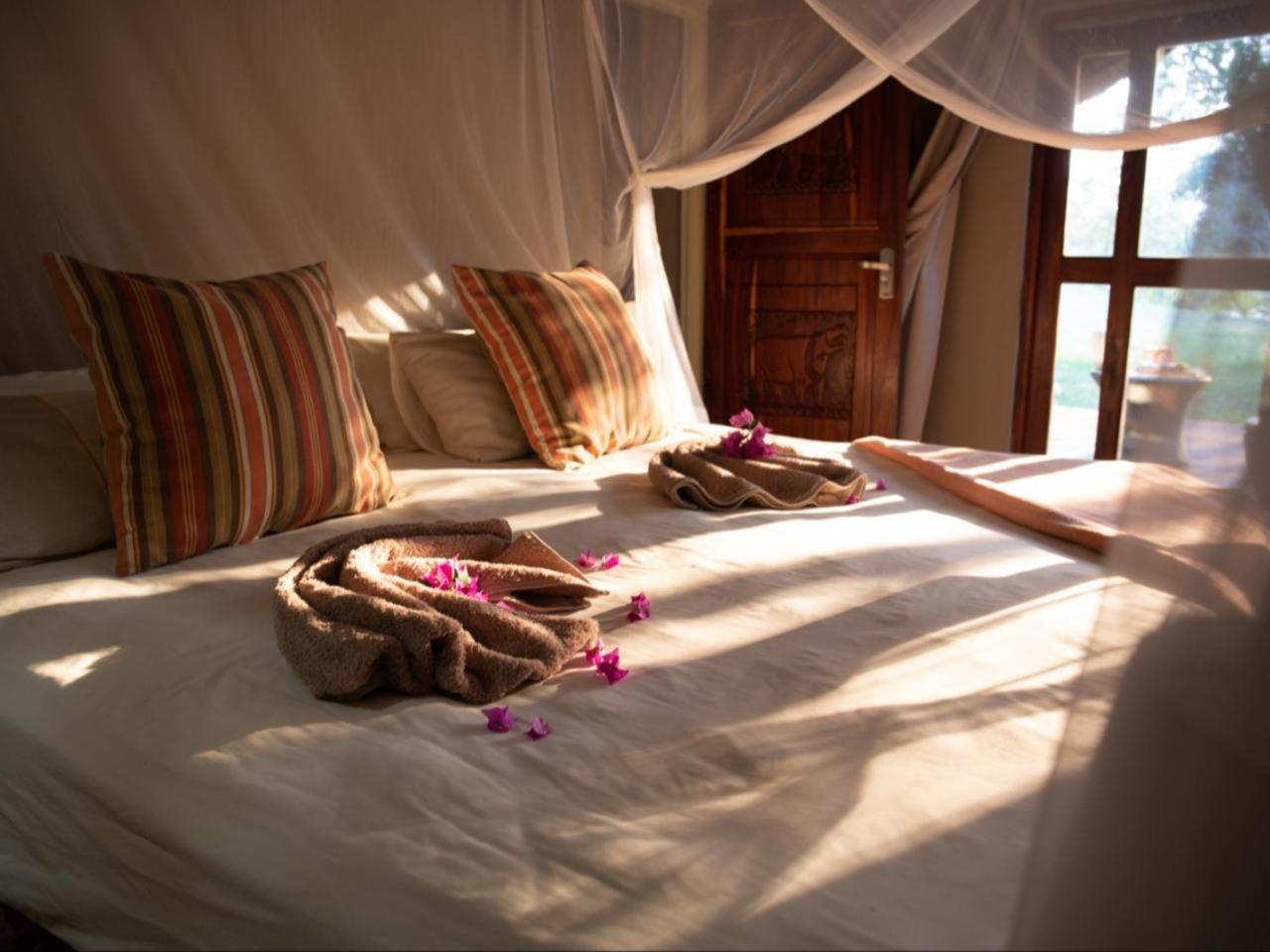 Kayova River Lodge Ndiyona Esterno foto