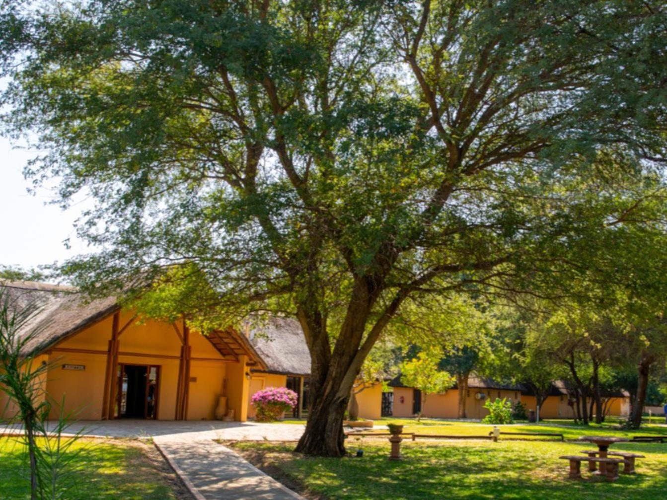 Kayova River Lodge Ndiyona Esterno foto